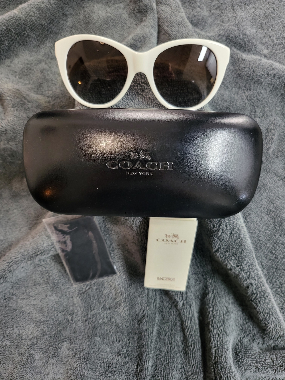 COACH White Cat Eye Sunglasses with Black Gradient Lenses